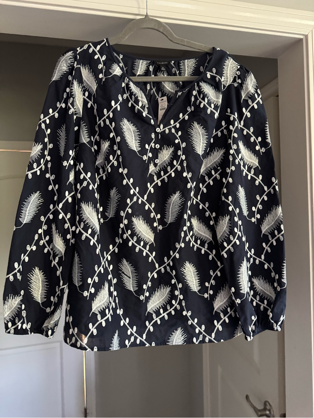 Talbots Navy Botanical Feather Cotton Long Sleeve Blouse Boho Cottagecore